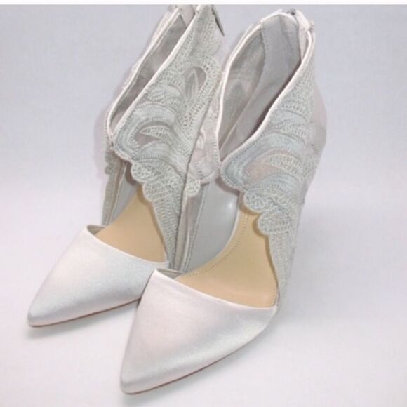 NWT Vince Camuto Gray Silver Heels - Picture 3 of 8